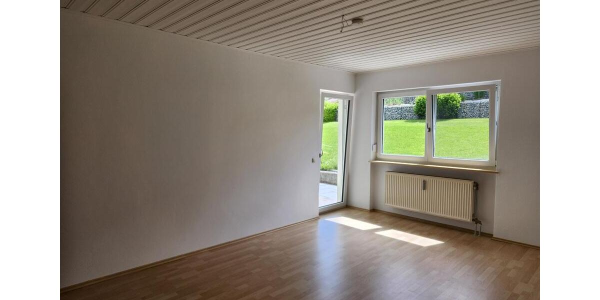 Erdgeschoßwohnung Neukirchen vorm Wald - 3 Zimmer, 105 m&sup2;, 850&euro; | Angebot:25282330