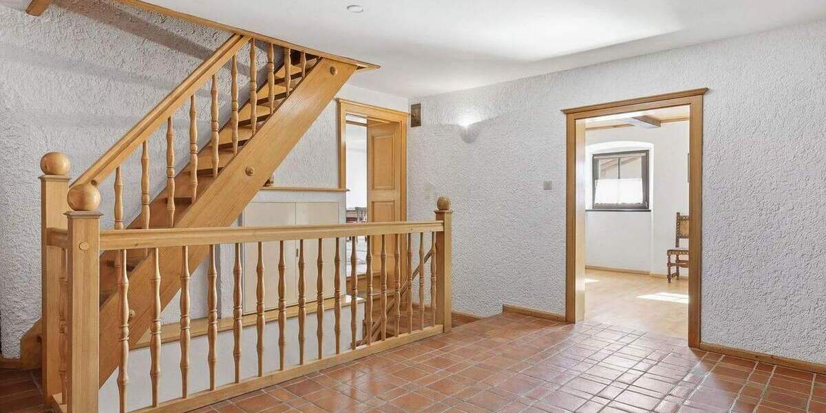 Mehrfamilienhaus, Wohnhaus Untergriesbach - 1 Zimmer, 255 m&sup2;, 325.000&euro; | Angebot:25666562