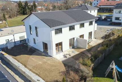 Haus Aicha vorm Wald Arbing - 4.5 Zimmer, 131 m&sup2;, 499.900&euro; | Angebot:25105697