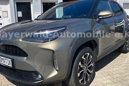 Toyota Yaris Cross 56.500 km 21.250 &euro; Perlesreut 94157