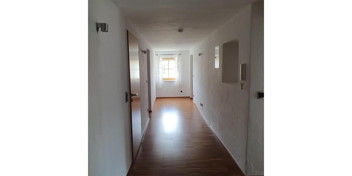 Einfamilienhaus Hauzenberg - 6 Zimmer, 210 m&sup2;, 450.000&euro; | Angebot:25173064