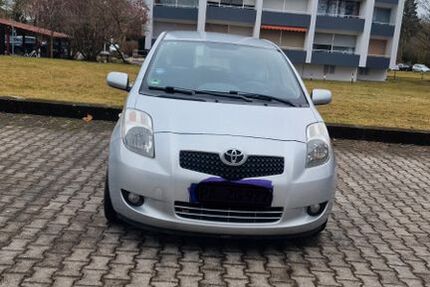 Toyota Yaris 151.720 km 3.500 &euro; Passau 94032
