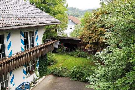 Haus Waldkirchen - 30 Zimmer, 800 m&sup2;, 490.000&euro; | Angebot:27009851