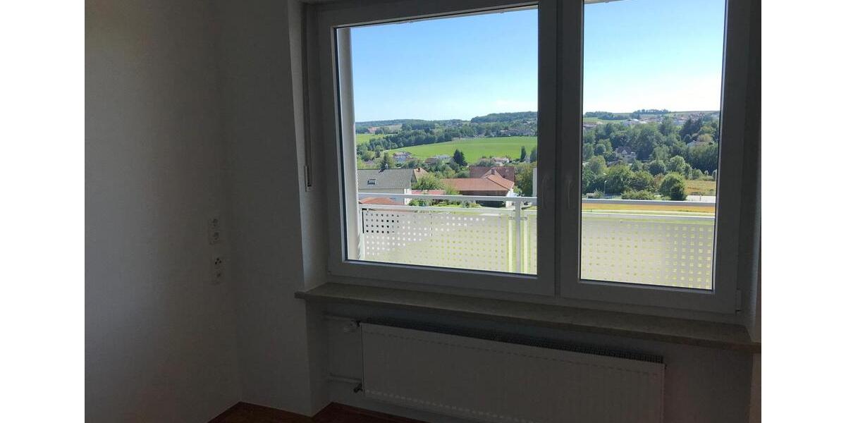 Etagenwohnung Ortenburg - 4 Zimmer, 93 m&sup2;, 770&euro; | Angebot:19419758