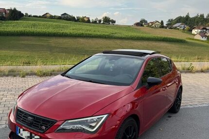 Seat Leon 141.000 km 11.500 &euro; Passau 94034