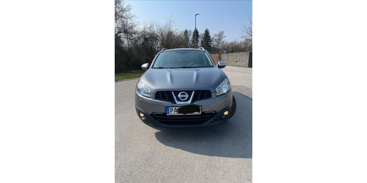 Nissan Qashqai+2 130.000 km 11.950 &euro; Passau 94036