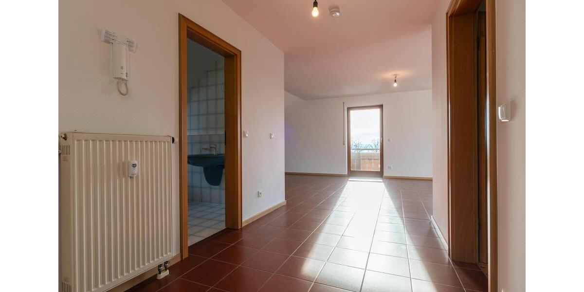 Dachgeschoßwohnung Passau Maierhof - 2 Zimmer, 76 m&sup2;, 800&euro; | Angebot:25840105