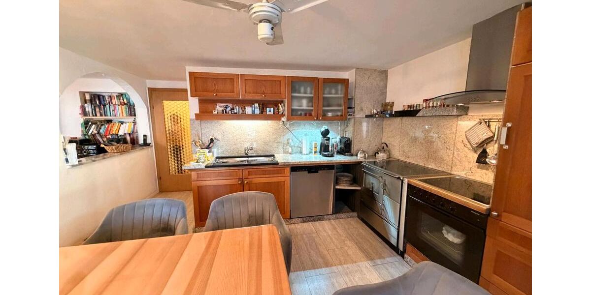 Doppelhaushälfte Bayerbach - 9 Zimmer, 141 m&sup2;, 1.400&euro; | Angebot:26026452