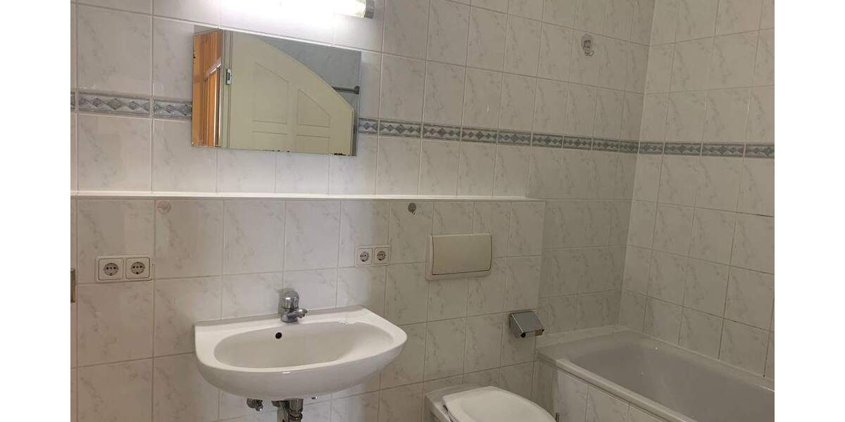 Etagenwohnung Passau Altstadt - 2 Zimmer, 86 m&sup2;, 780&euro; | Angebot:25685415