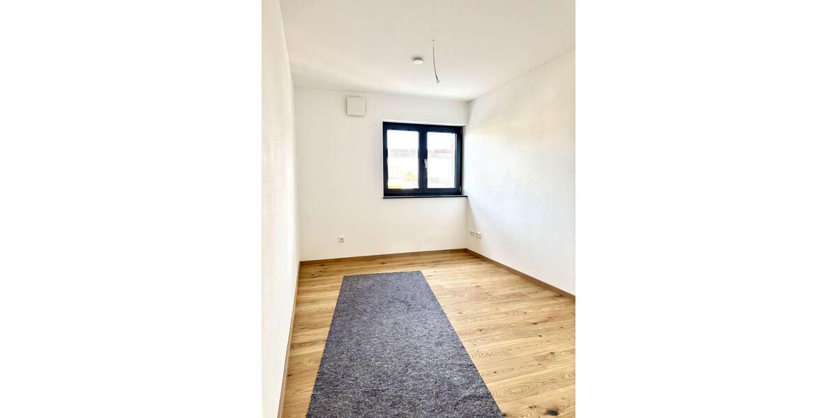 Etagenwohnung Passau Maierhof - 4 Zimmer, 124 m&sup2;, 1.635&euro; | Angebot:26003979
