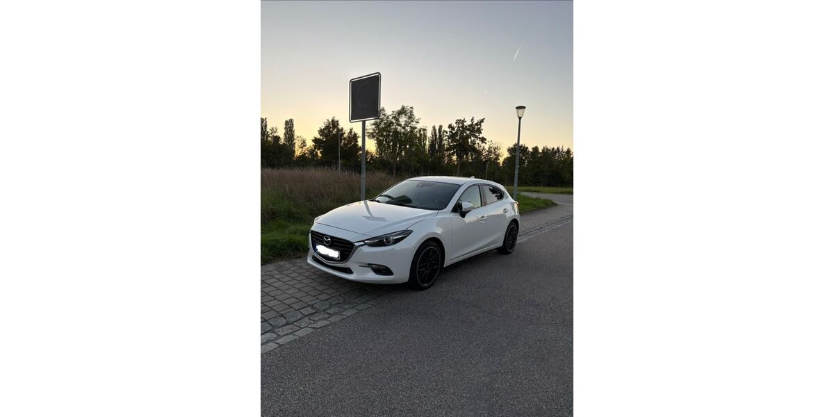 Mazda 3 85.247 km 14.600 &euro; Pocking 94060