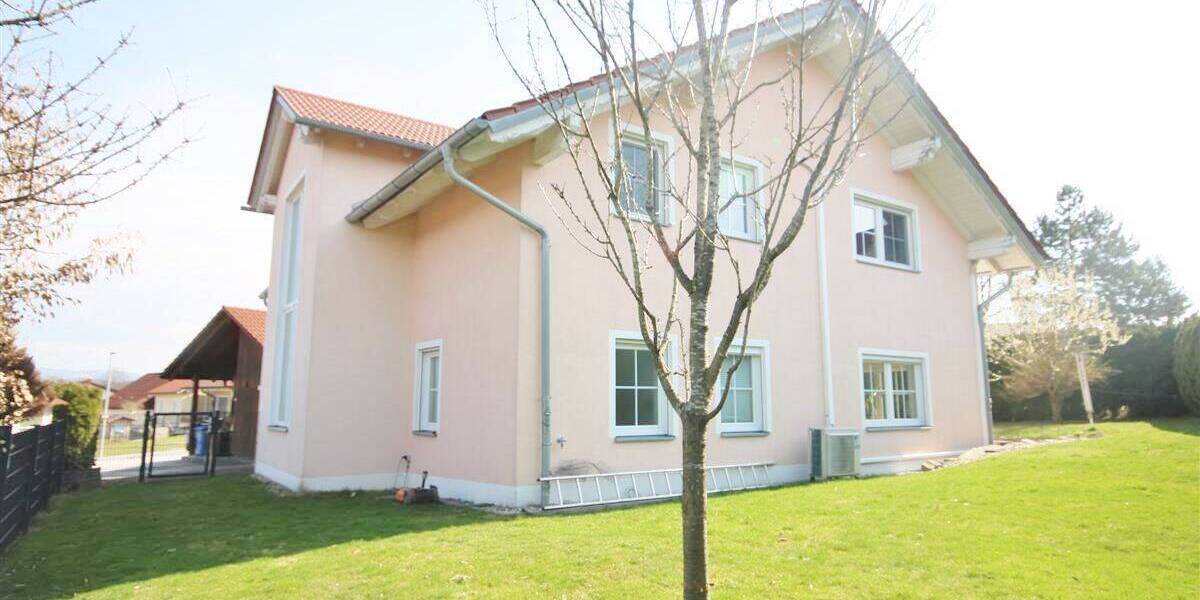 Einfamilienhaus Hutthurm Prag - 5 Zimmer, 225 m&sup2;, 595.000&euro; | Angebot:25999176