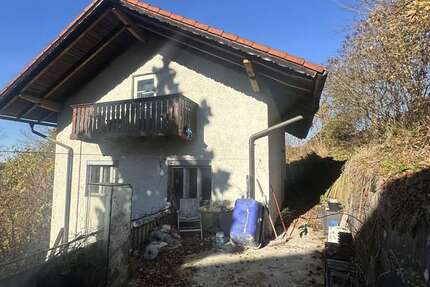 Haus Bad Griesbach - 6 Zimmer, 140 m&sup2;, 140.000&euro; | Angebot:23644849