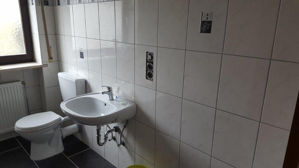 Einfamilienhaus Vilshofen an der Donau - 9 Zimmer, 300 m&sup2;, 439.000&euro; | Angebot:26057577