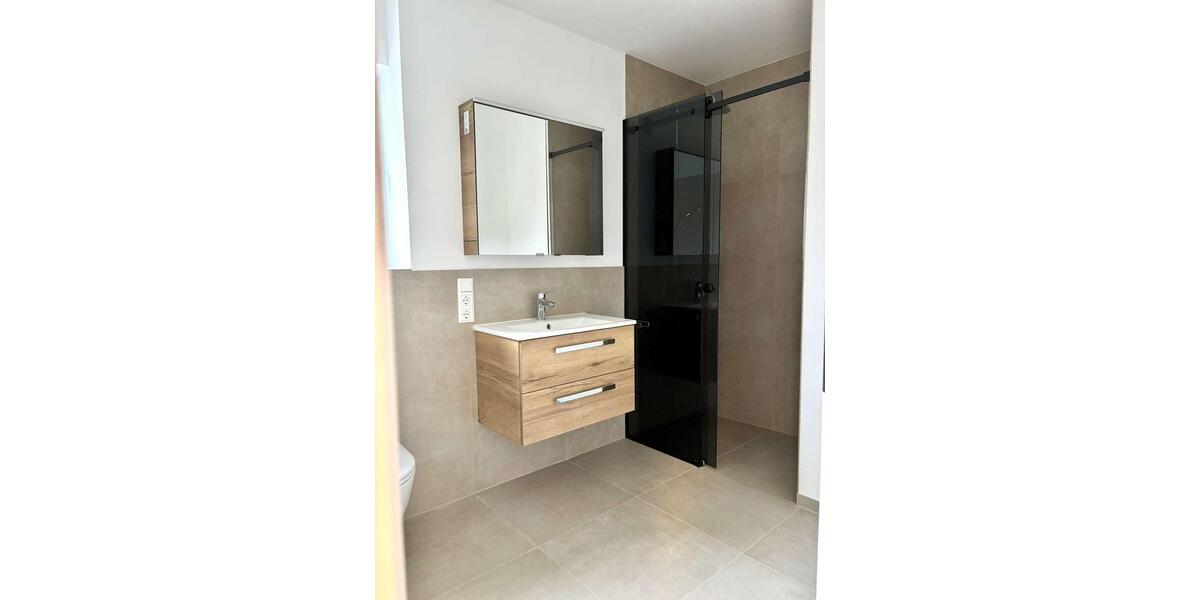 Etagenwohnung Passau Maierhof - 2 Zimmer, 77 m&sup2;, 1.050&euro; | Angebot:25378298