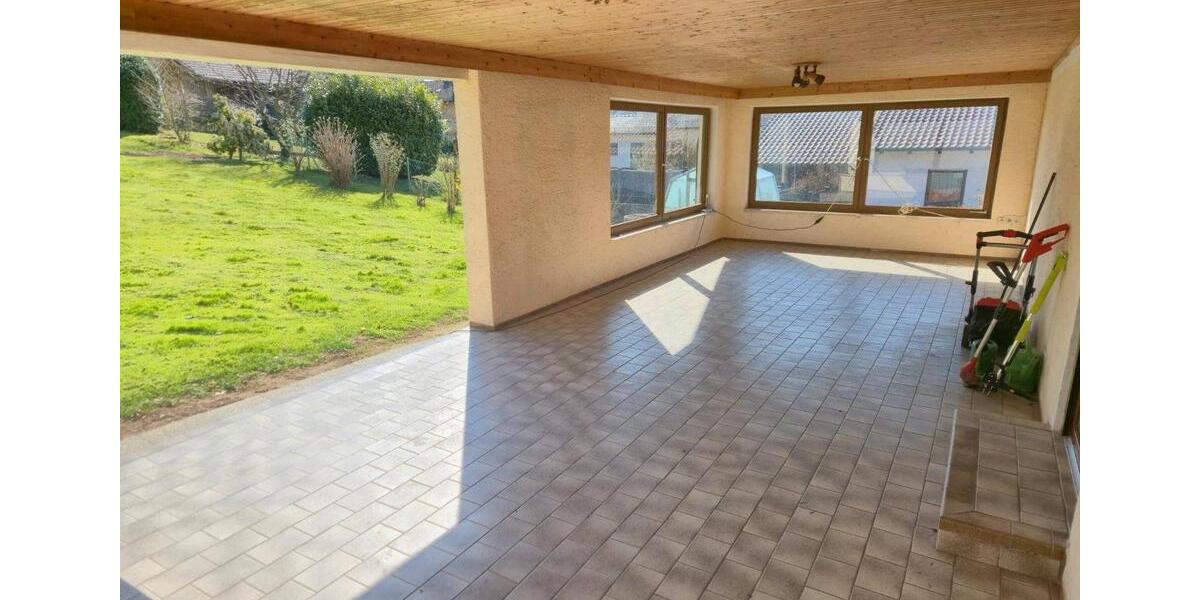 Erdgeschoßwohnung Bad Griesbach im Rottal - 3 Zimmer, 130 m&sup2;, 1.150&euro; | Angebot:25992265