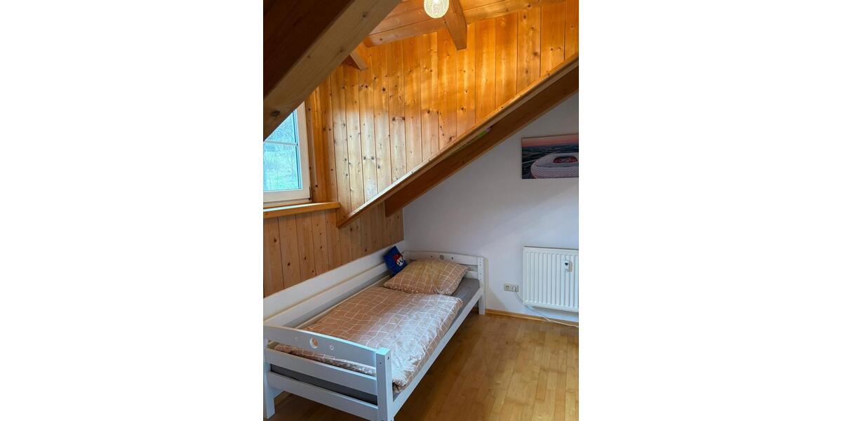 Dachgeschoßwohnung Waldkirchen - 3 Zimmer, 85 m&sup2;, 610&euro; | Angebot:26003219