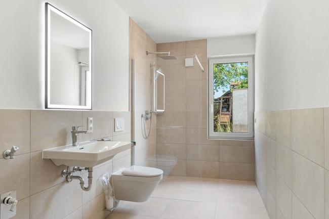 Erdgeschoßwohnung Bad Füssing - 4 Zimmer, 106 m&sup2;, 1.800&euro; | Angebot:22566171