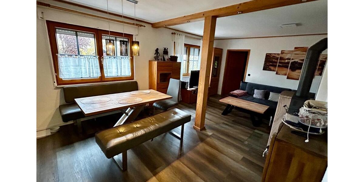 Einfamilienhaus Hauzenberg - 7 Zimmer, 240 m&sup2;, 585.000&euro; | Angebot:26044925