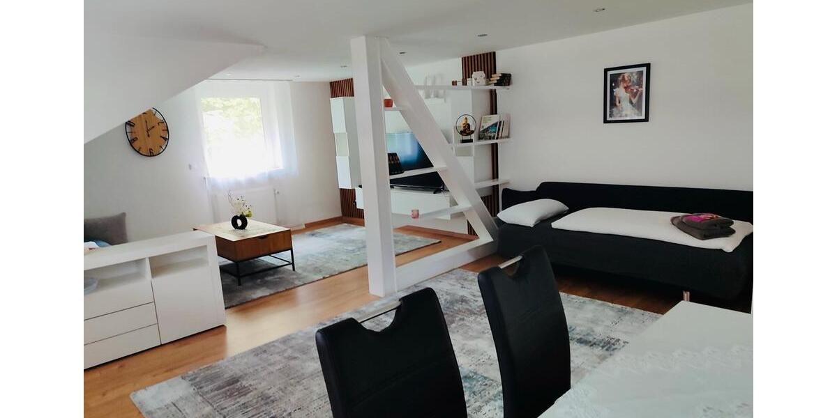 Dachgeschoßwohnung Pocking - 2 Zimmer, 80 m&sup2;, 980&euro; | Angebot:25812660