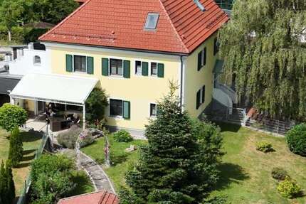 Haus Bad Griesbach - 8 Zimmer, 200 m&sup2;, 550.000&euro; | Angebot:27045816