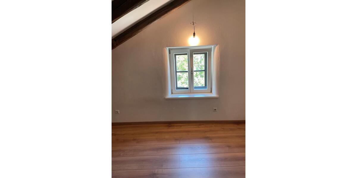 Dachgeschoßwohnung Passau Mühltal - 2.5 Zimmer, 62 m&sup2;, 650&euro; | Angebot:26023612