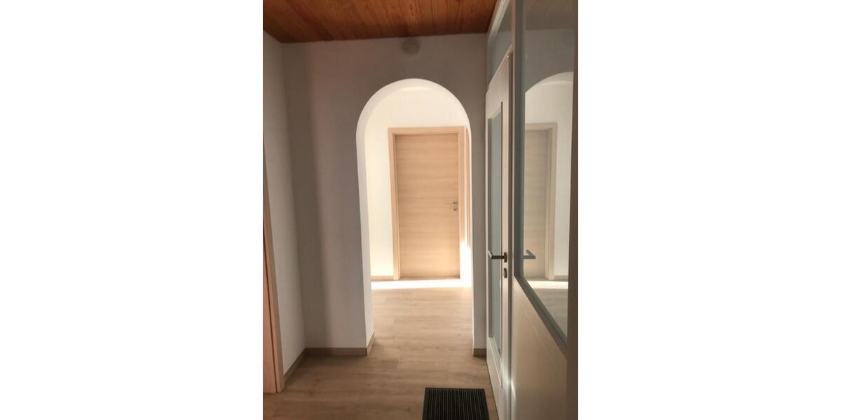 Etagenwohnung Ortenburg - 4 Zimmer, 93 m&sup2;, 770&euro; | Angebot:19419758