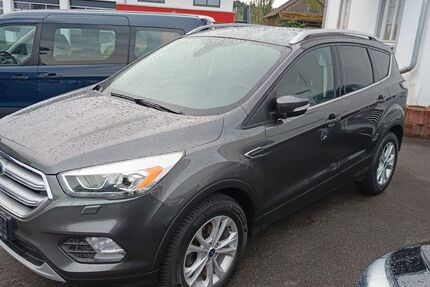 Ford Kuga 118.200 km 10.990 &euro; Außernzell 94532