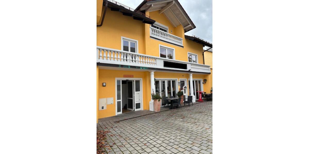 Etagenwohnung Ortenburg - 3 Zimmer, 127 m&sup2;, 1.300&euro; | Angebot:25399562