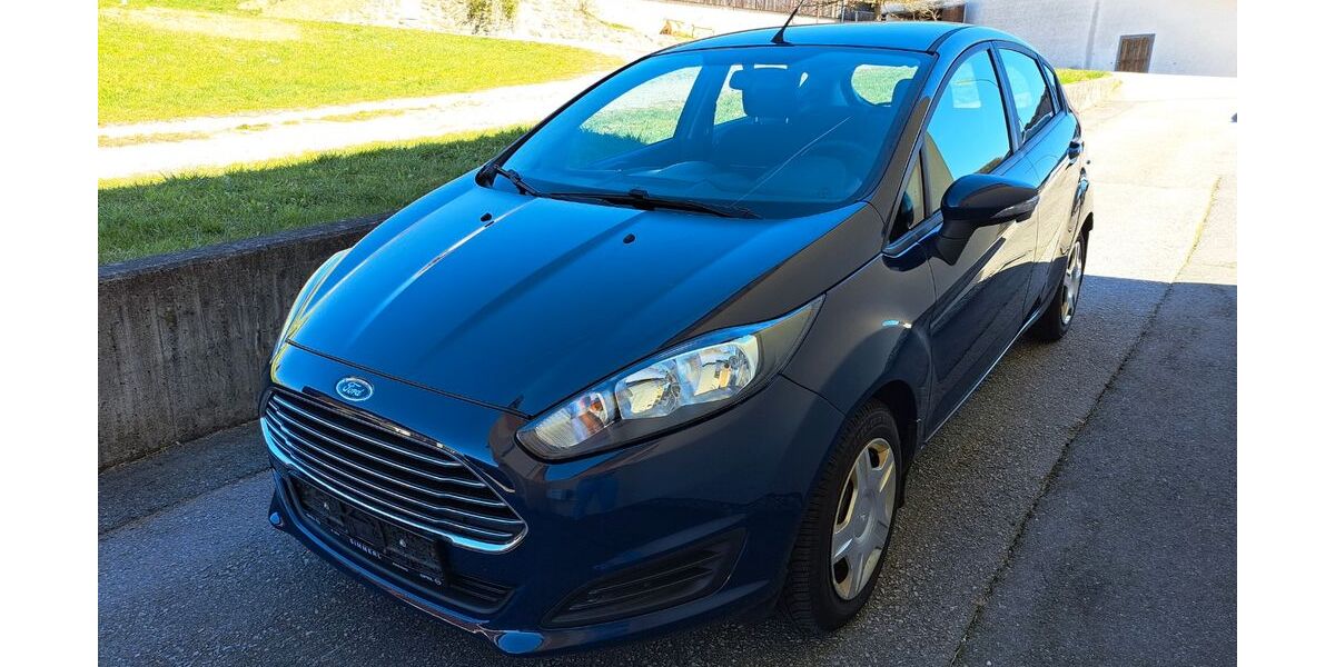 Ford Fiesta 152.420 km 4.800 &euro; Perlesreut 94157