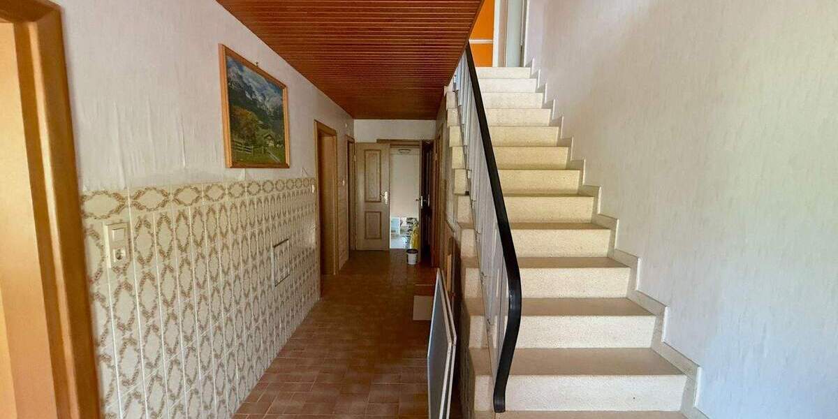 Bauernhaus, Landhaus Ortenburg Röhrn - 5 Zimmer, 176 m&sup2;, 240.000&euro; | Angebot:25850451