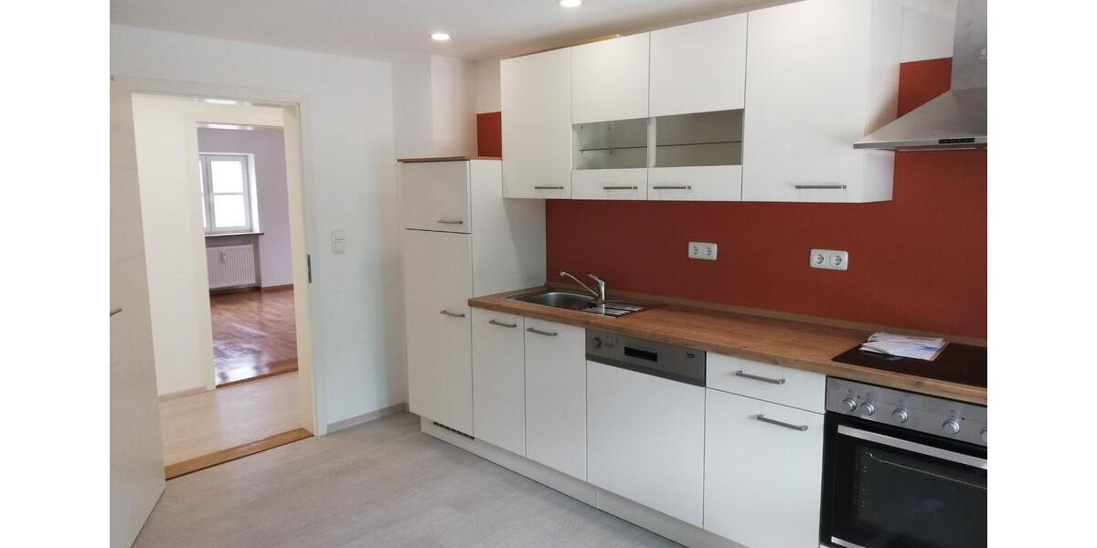 Etagenwohnung Untergriesbach - 3 Zimmer, 84 m&sup2;, 600&euro; | Angebot:25711991
