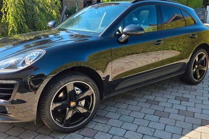 Porsche Macan 142.388 km 36.850 &euro; Vilshofen 94474