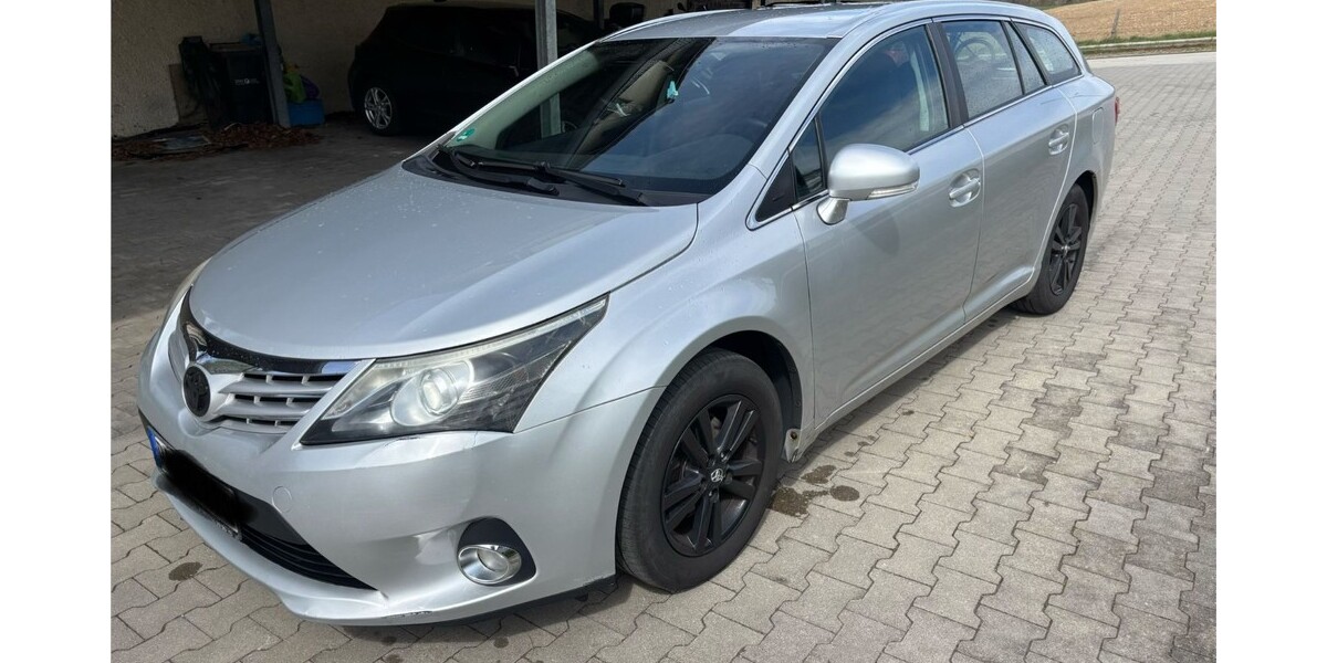 Toyota Avensis 318.032 km 6.000 &euro; Ortenburg 94496