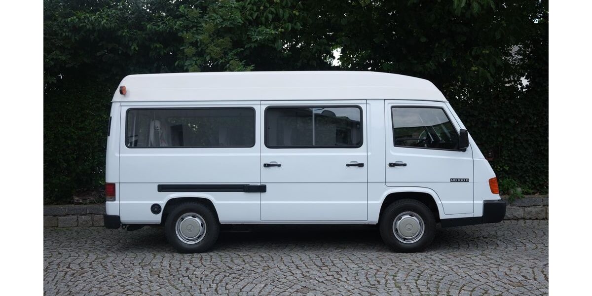 Mercedes-Benz MB 100 44.700 km 17.900 &euro; Ranzing 94167