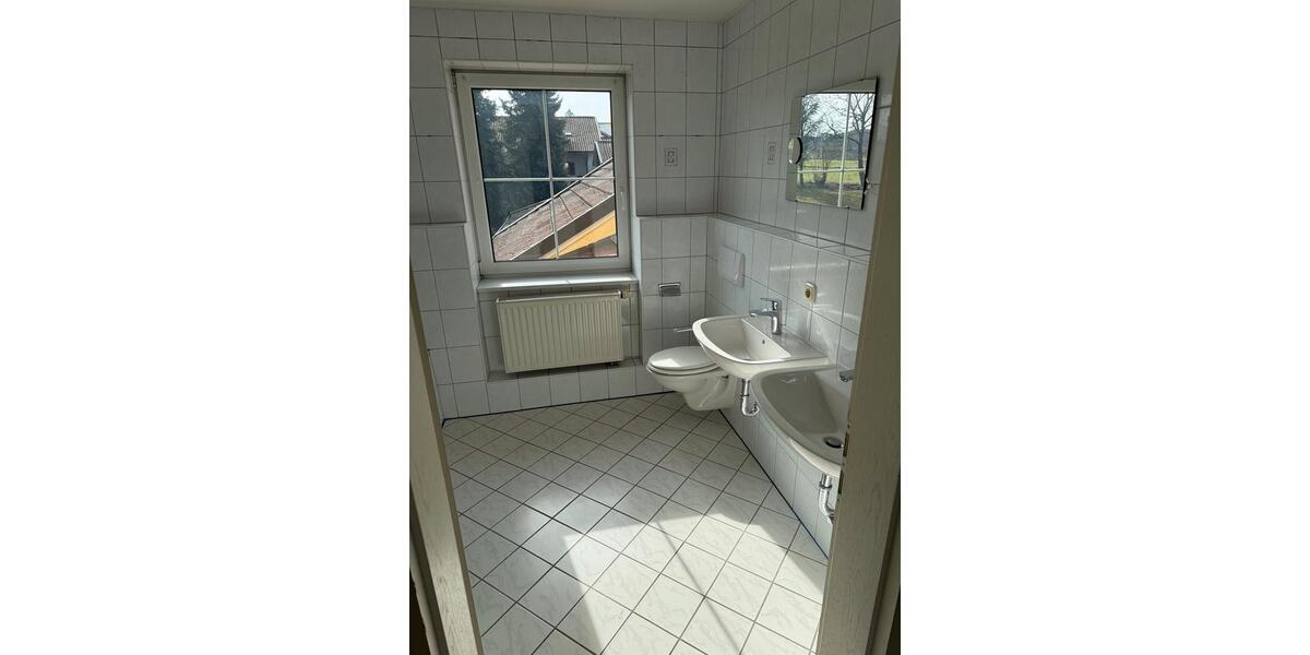 Doppelhaushälfte Untergriesbach - 6.5 Zimmer, 125 m&sup2;, 1.290&euro; | Angebot:25426483