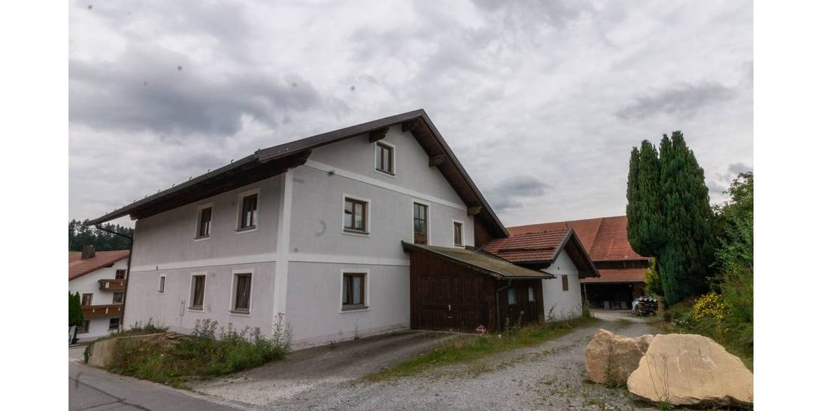 Einfamilienhaus Hutthurm Niederpretz - 6 Zimmer, 240 m&sup2;, 695.000&euro; | Angebot:25781290