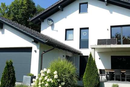 Haus Hauzenberg - 5 Zimmer, 170 m&sup2;, 695.000&euro; | Angebot:24966791