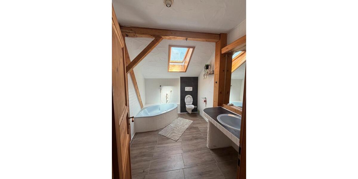 Einfamilienhaus Neuhaus am Inn - 6 Zimmer, 200 m&sup2;, 1.800&euro; | Angebot:26634666