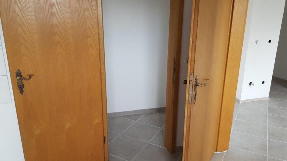 Einfamilienhaus Vilshofen an der Donau - 9 Zimmer, 300 m&sup2;, 459.000&euro; | Angebot:25173063