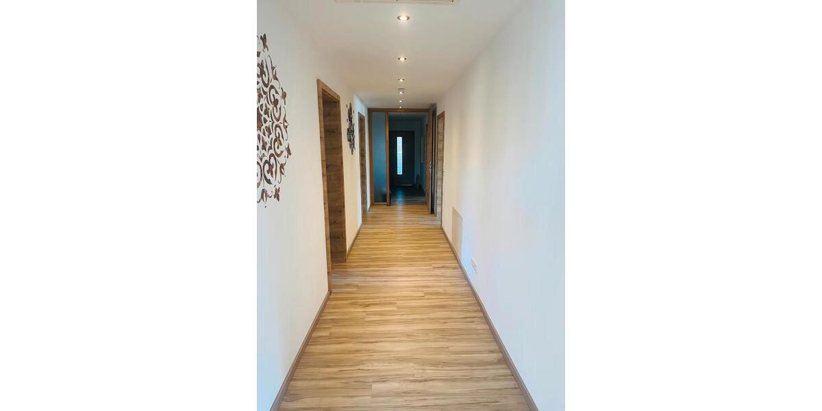 Mehrfamilienhaus, Wohnhaus Tettenweis - 10 Zimmer, 402 m&sup2;, 670.000&euro; | Angebot:26944052