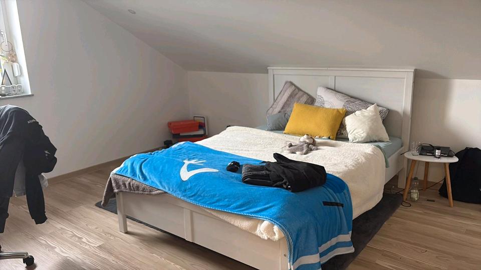 Dachgeschoßwohnung Fürstenstein - 3 Zimmer, 94 m&sup2;, 870&euro; | Angebot:26025702