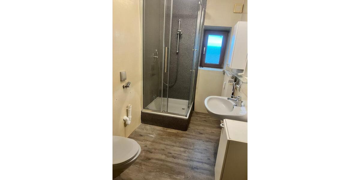 Erdgeschoßwohnung Ortenburg - 1 Zimmer, 55 m&sup2;, 300&euro; | Angebot:26665919