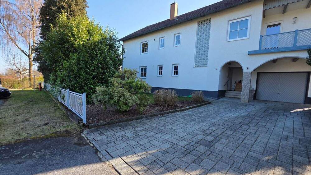 Mehrfamilienhaus, Wohnhaus Neukirchen vorm Wald Neukirchen - 9 Zimmer, 289 m&sup2;, 469.000&euro; | Angebot:25879167