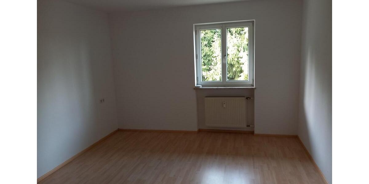 Etagenwohnung Büchlberg - 3 Zimmer, 79 m&sup2;, 610&euro; | Angebot:25261196