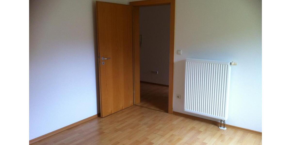 Erdgeschoßwohnung Hauzenberg - 2 Zimmer, 67 m&sup2;, 220.000&euro; | Angebot:24475589