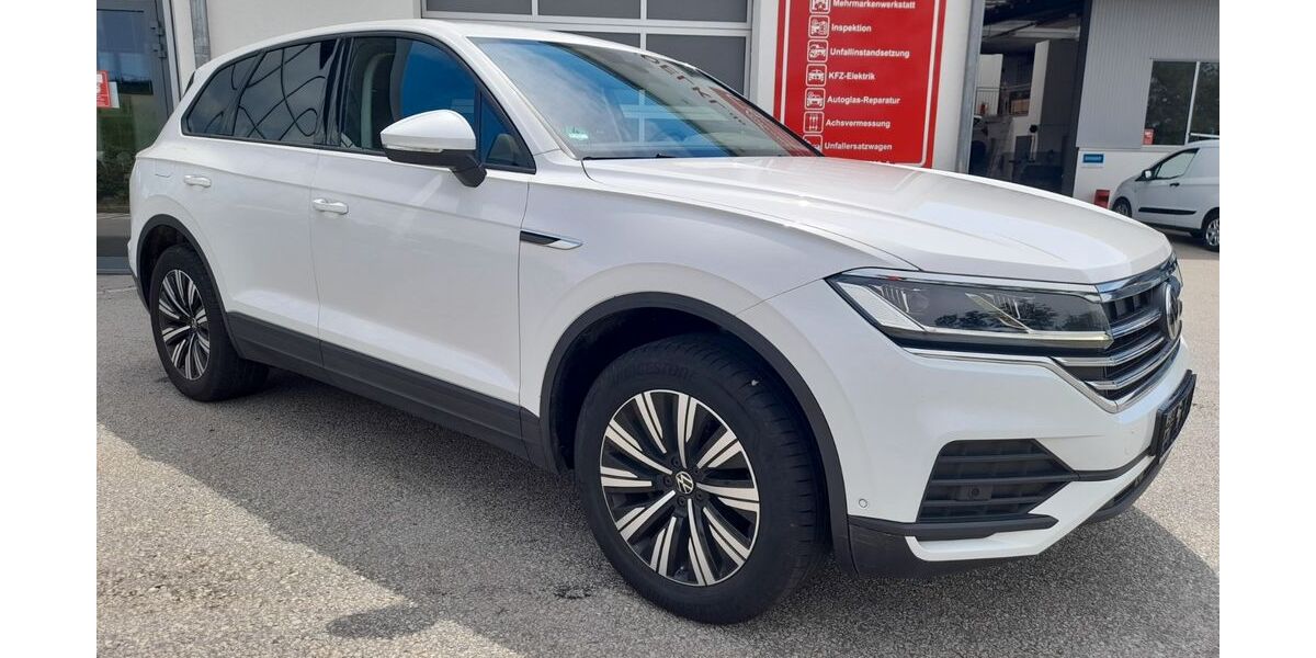 VW Touareg 173.355 km 29.999 &euro; Neuburg/Inn bei Passau 94127
