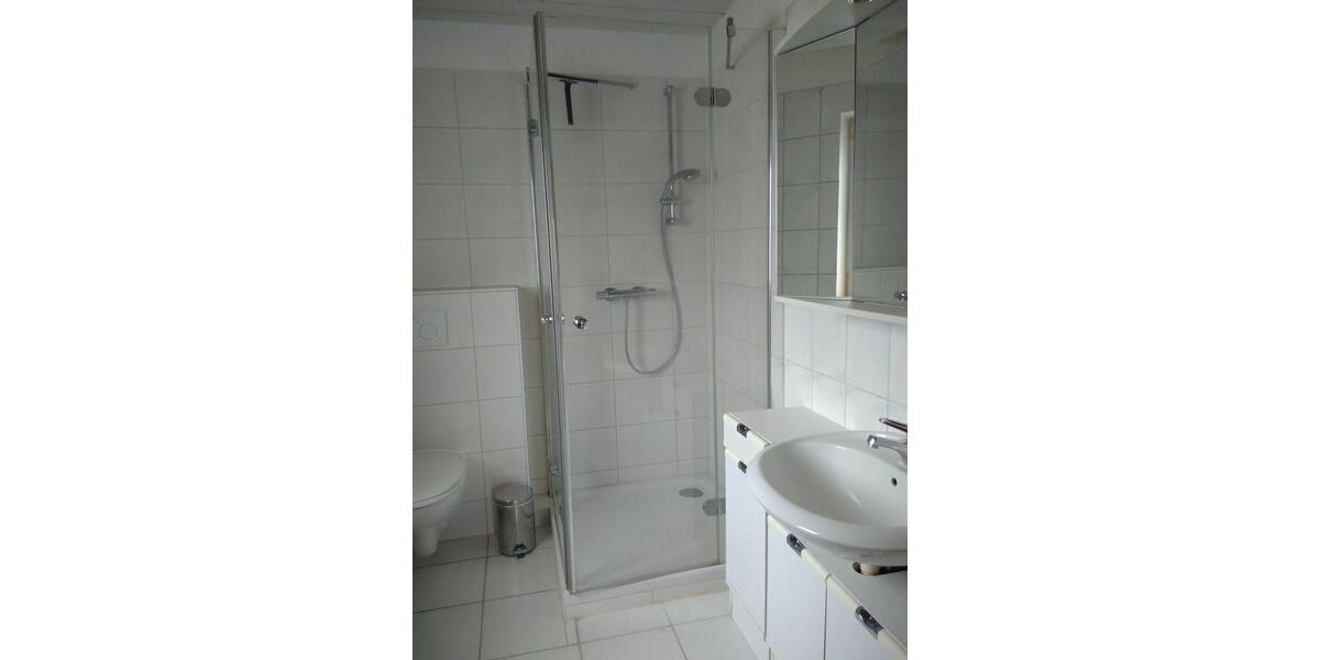 Etagenwohnung Egglham - 2 Zimmer, 70 m&sup2;, 350&euro; | Angebot:25922041