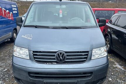 VW T5 Multivan 288.000 km 5.900 &euro; Salzweg 94121