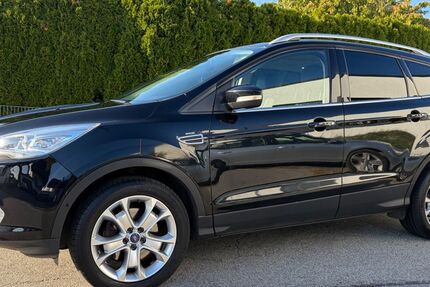 Ford Kuga 193.000 km 7.999 &euro; Büchlberg 94124